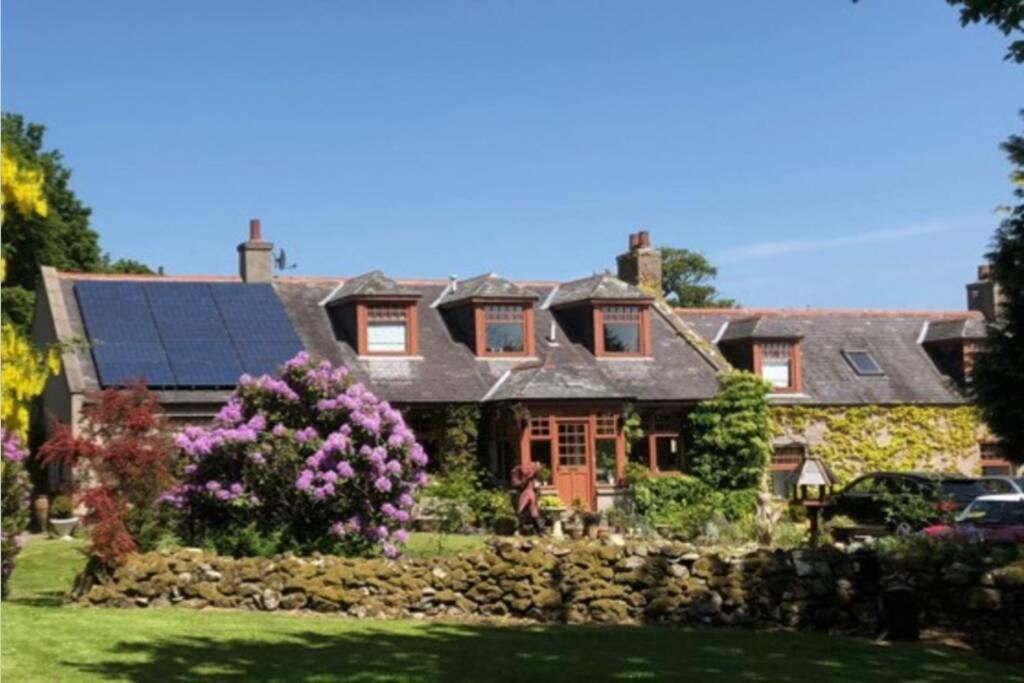 Serene Countryside Home With Manicured Gardens Stonehaven Exteriér fotografie